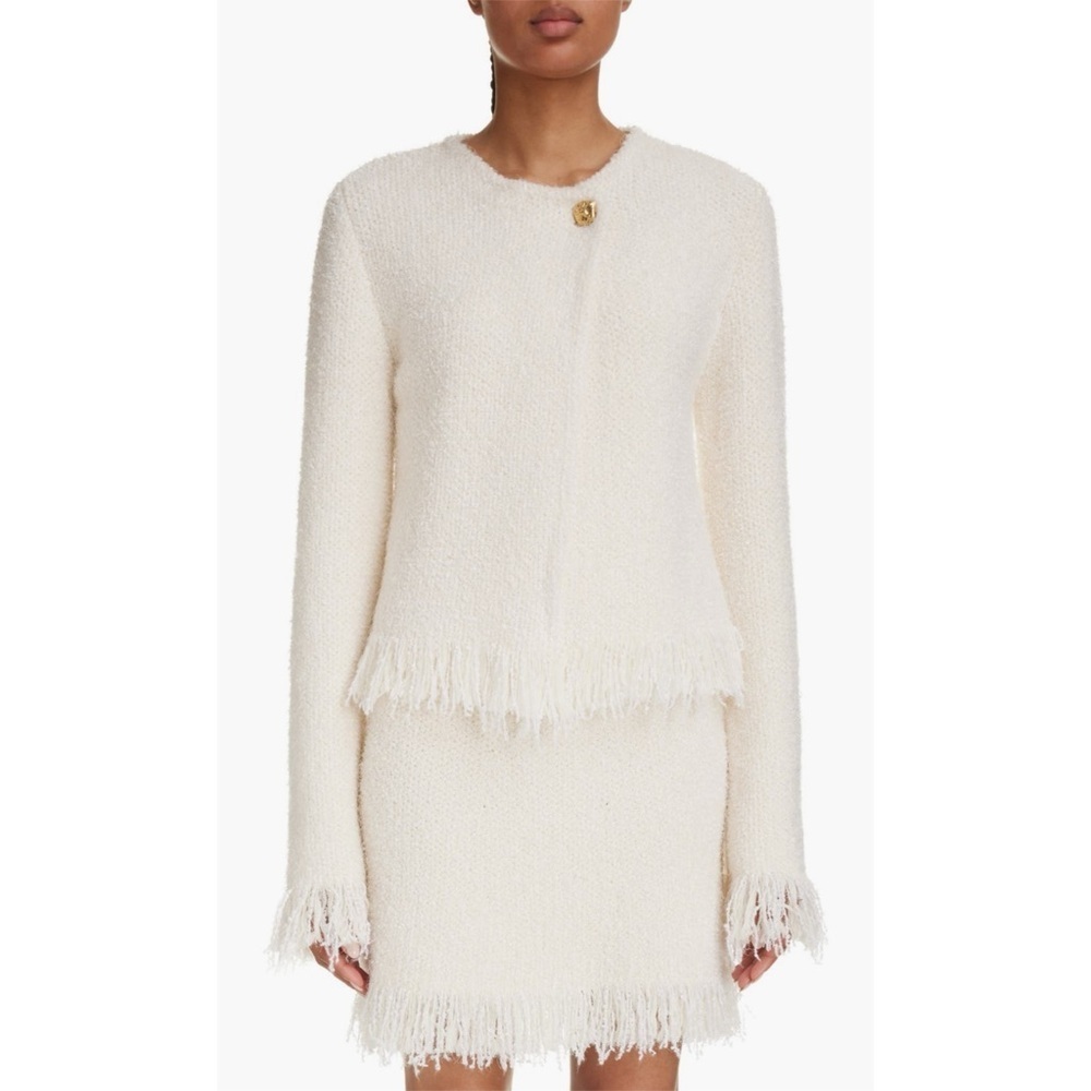 Chloé
frayed-detail bouclé tweed jacket size medium